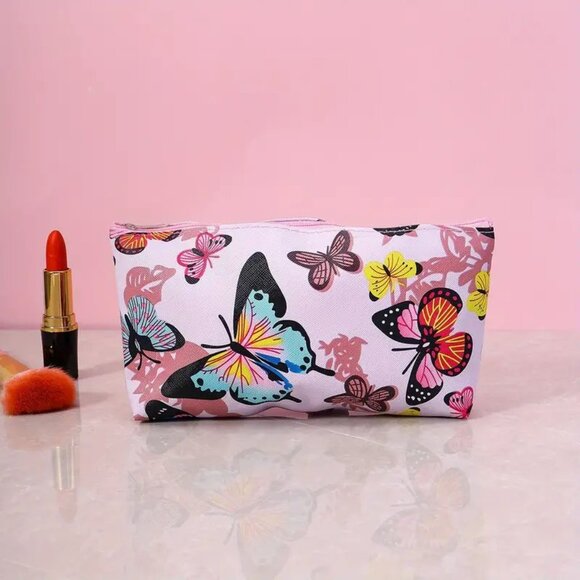 ⭐NWT Butterfly Makeup Bag or Pencil Case - Picture 1 of 3